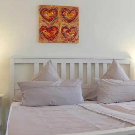Haus Roseneck Mit Gratis Zugang Zur Jod-sole-therme 바트베벤슨