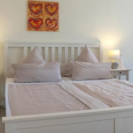 Haus Roseneck Mit Gratis Zugang Zur Jod-sole-therme 3* 바트베벤슨