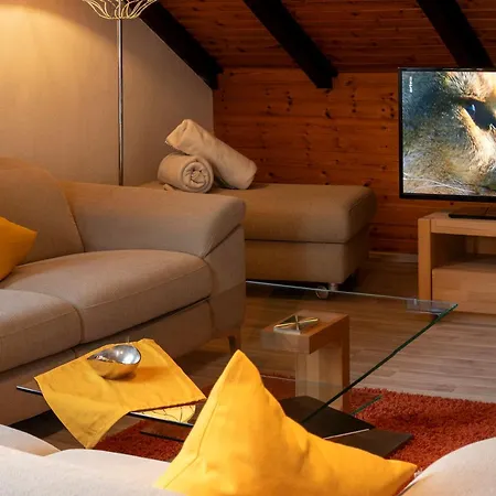 Aparthotel Haus Roseneck Mit Gratis Zugang Zur Jod-sole-therme 3*