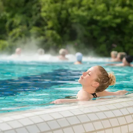 Haus Roseneck Mit Gratis Zugang Zur Jod-sole-therme 3* 바트베벤슨