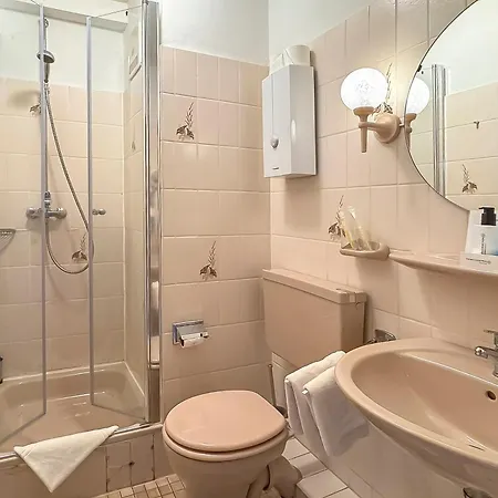 Apart-hotel Haus Roseneck Mit Gratis Zugang Zur Jod-sole-therme