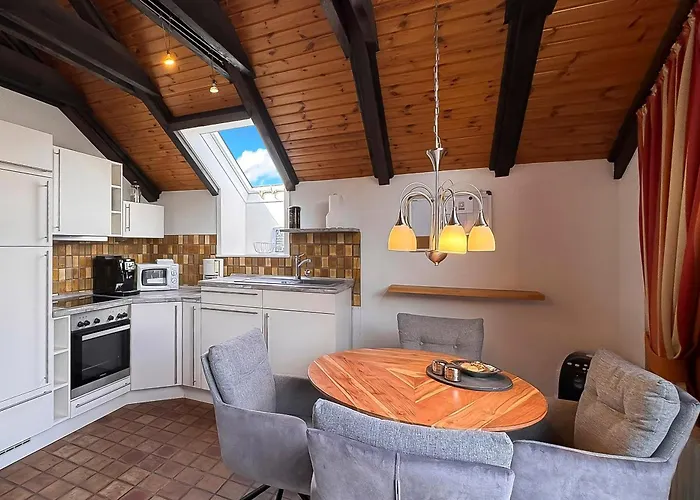 Haus Roseneck Mit Gratis Zugang Zur Jod-sole-therme Lejlighedshotel